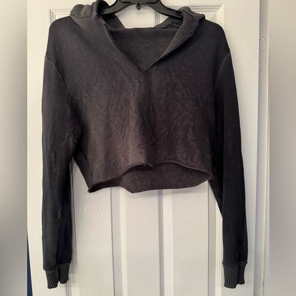 Cotton Citizen Women’s Grey Black Crop Top Hoodie Size Small - Picture 2 of 9